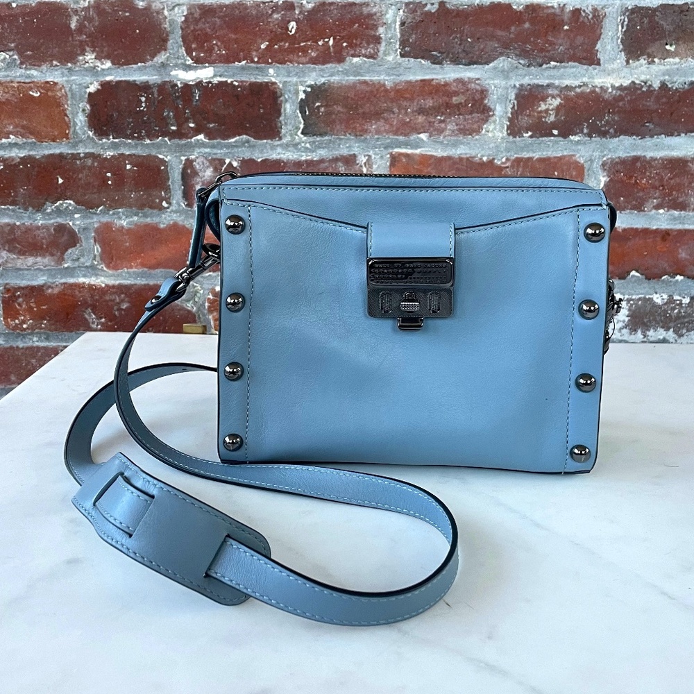 NWOT MARC by Marc Jacobs Espionage 22 Cross Body Bag